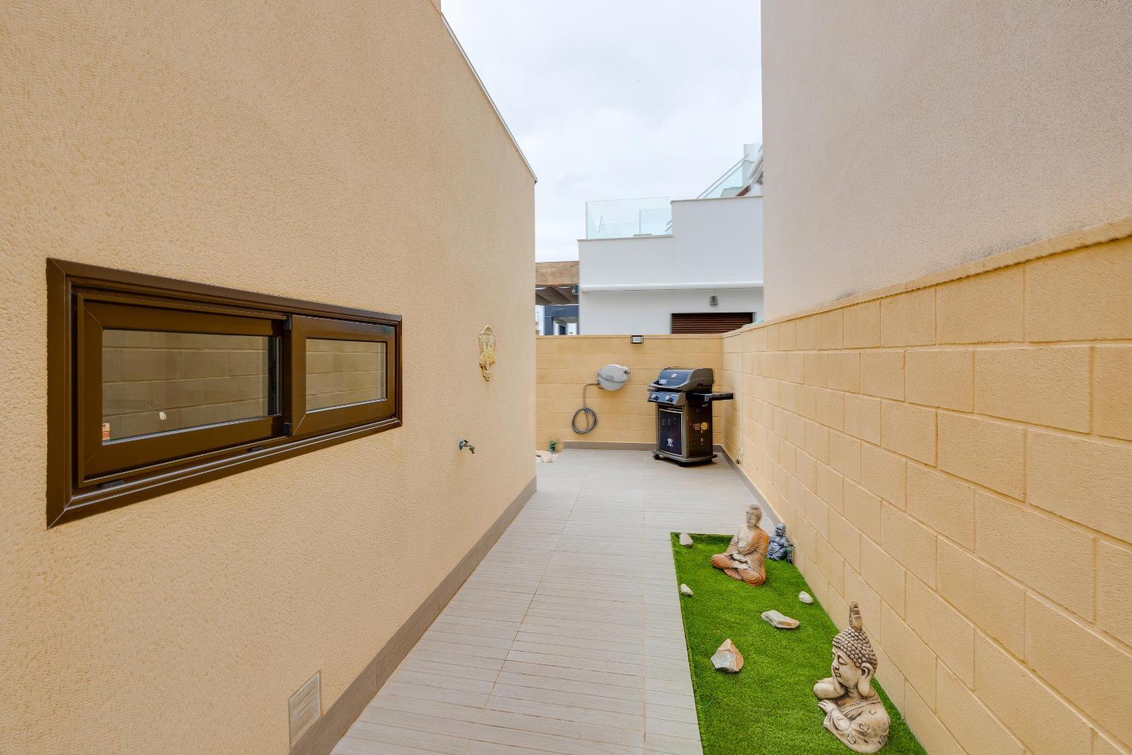 For sale - 3 Bedroom 3 Bathroom Villa in Ciudad Quesada - Pueblo Bravo  - Alicante