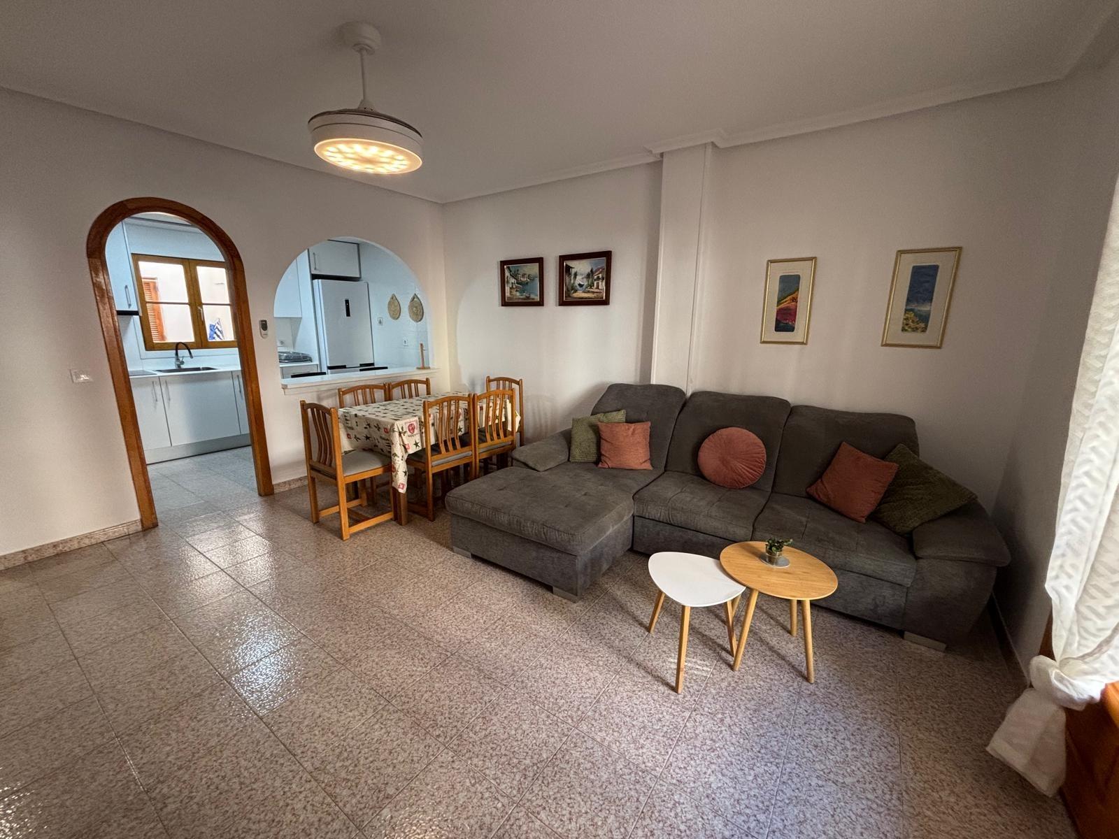 For sale - 2 Bedroom 1 Bathroom Apartment in Torrevieja - Los Frutales  - Alicante