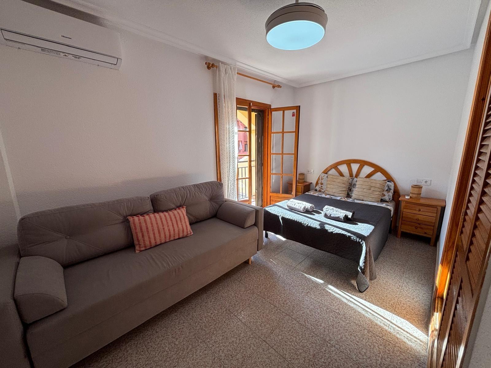 For sale - 2 Bedroom 1 Bathroom Apartment in Torrevieja - Los Frutales  - Alicante