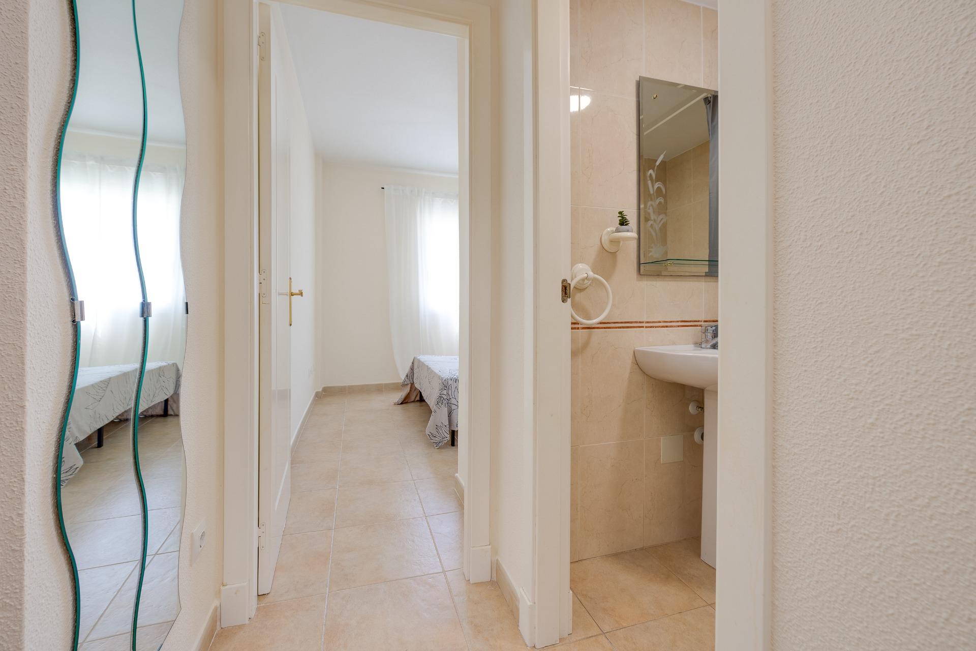 For sale - 2 Bedroom 1 Bathroom Bungalow in Torrevieja - Aguas Nuevas 1  - Alicante