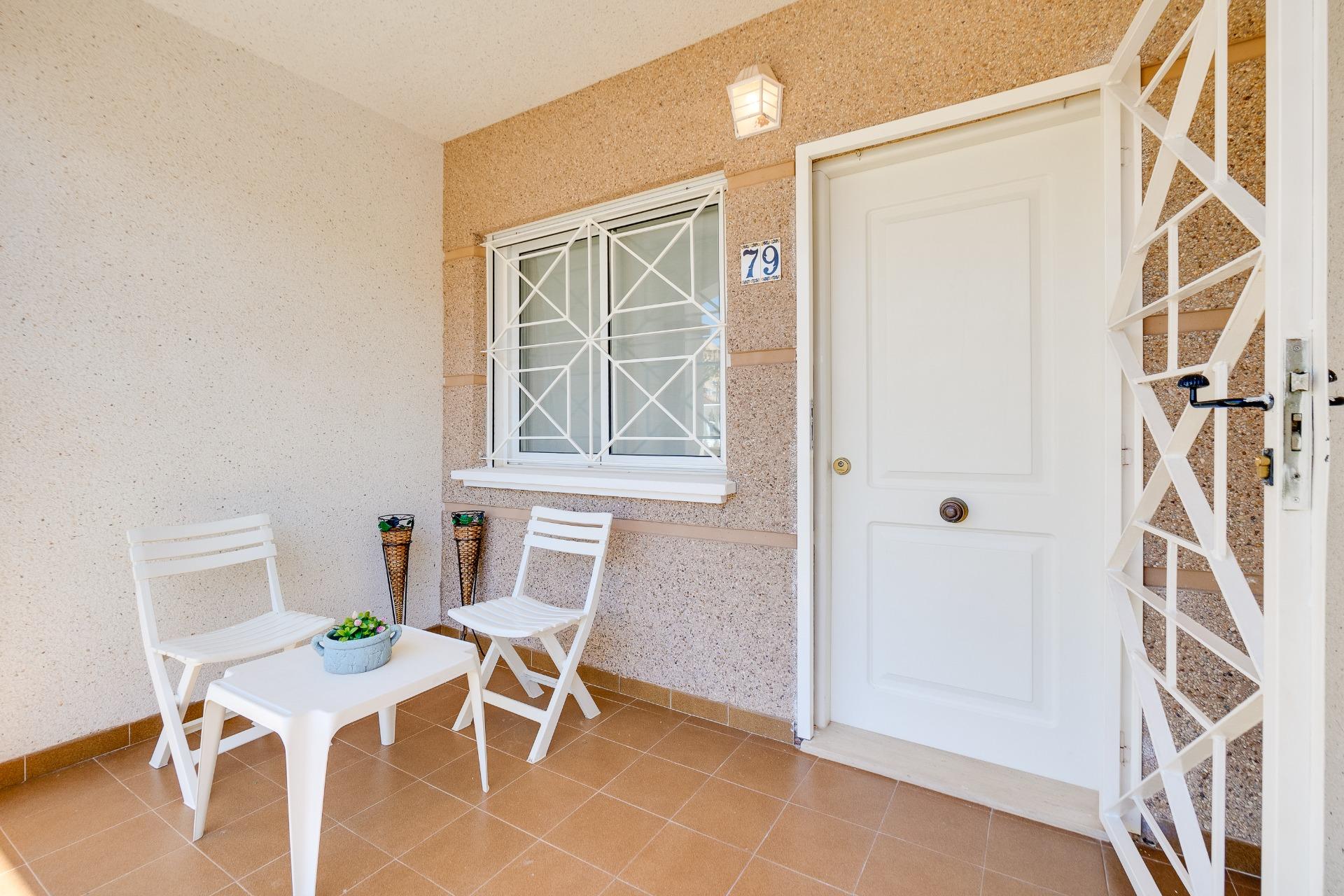 For sale - 2 Bedroom 1 Bathroom Bungalow in Torrevieja - Aguas Nuevas 1  - Alicante