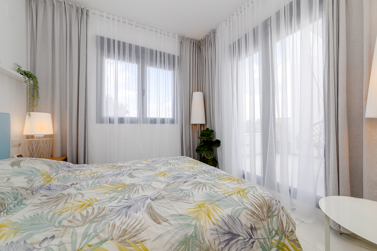 For sale - 3 Bedroom 3 Bathroom Town House in Villamartin - Costa Blanca  - Alicante