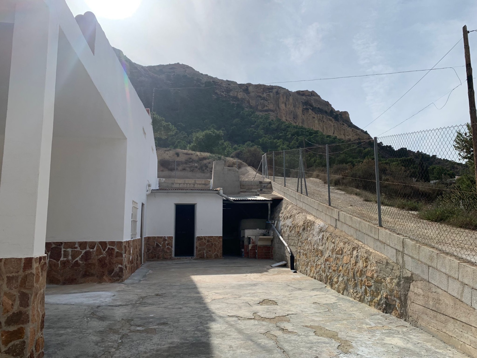 For sale - 4 Bedroom 1 Bathroom Country House in Crevillent - Inland  - Alicante