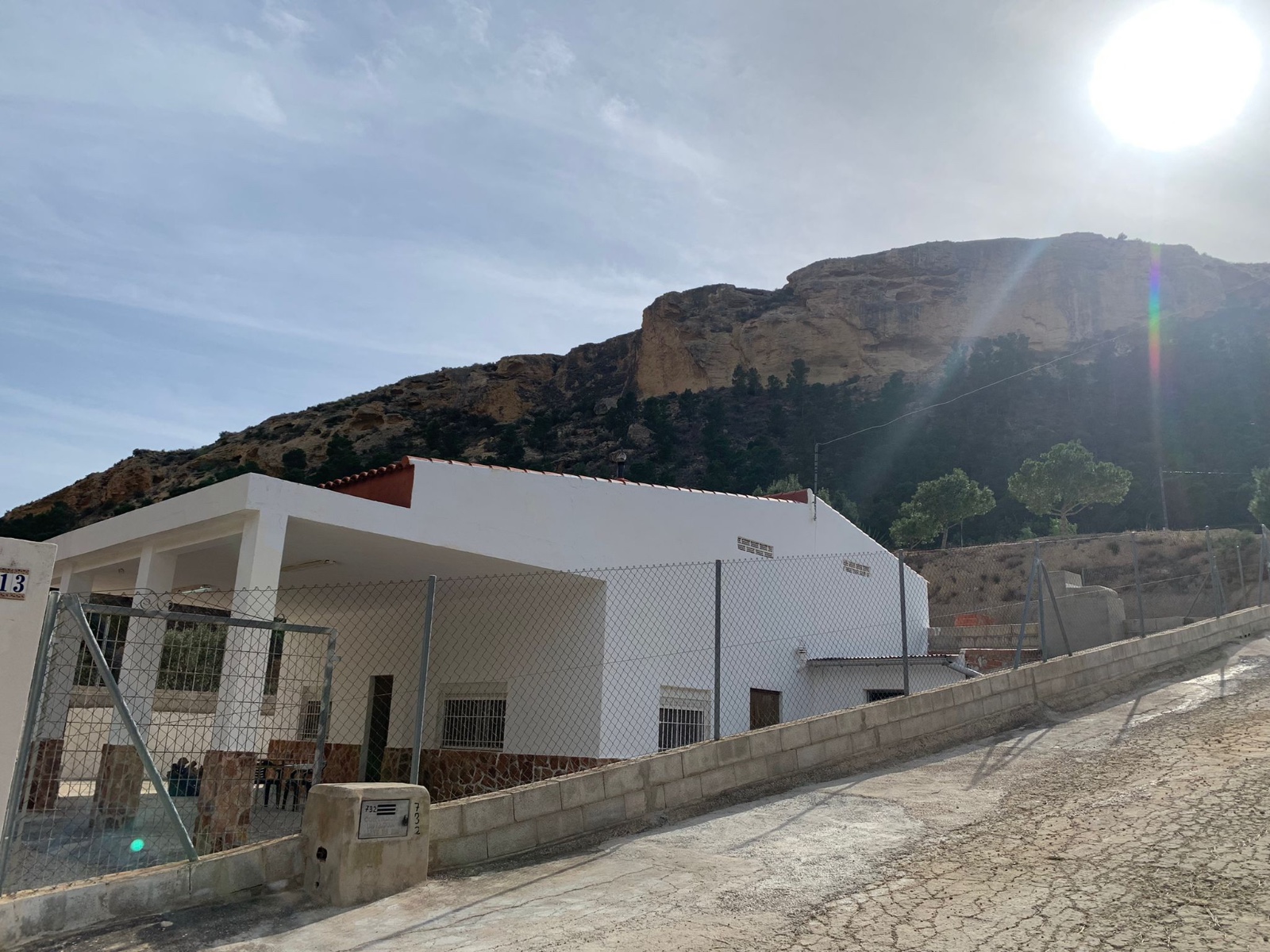 For sale - 4 Bedroom 1 Bathroom Country House in Crevillent - Inland  - Alicante