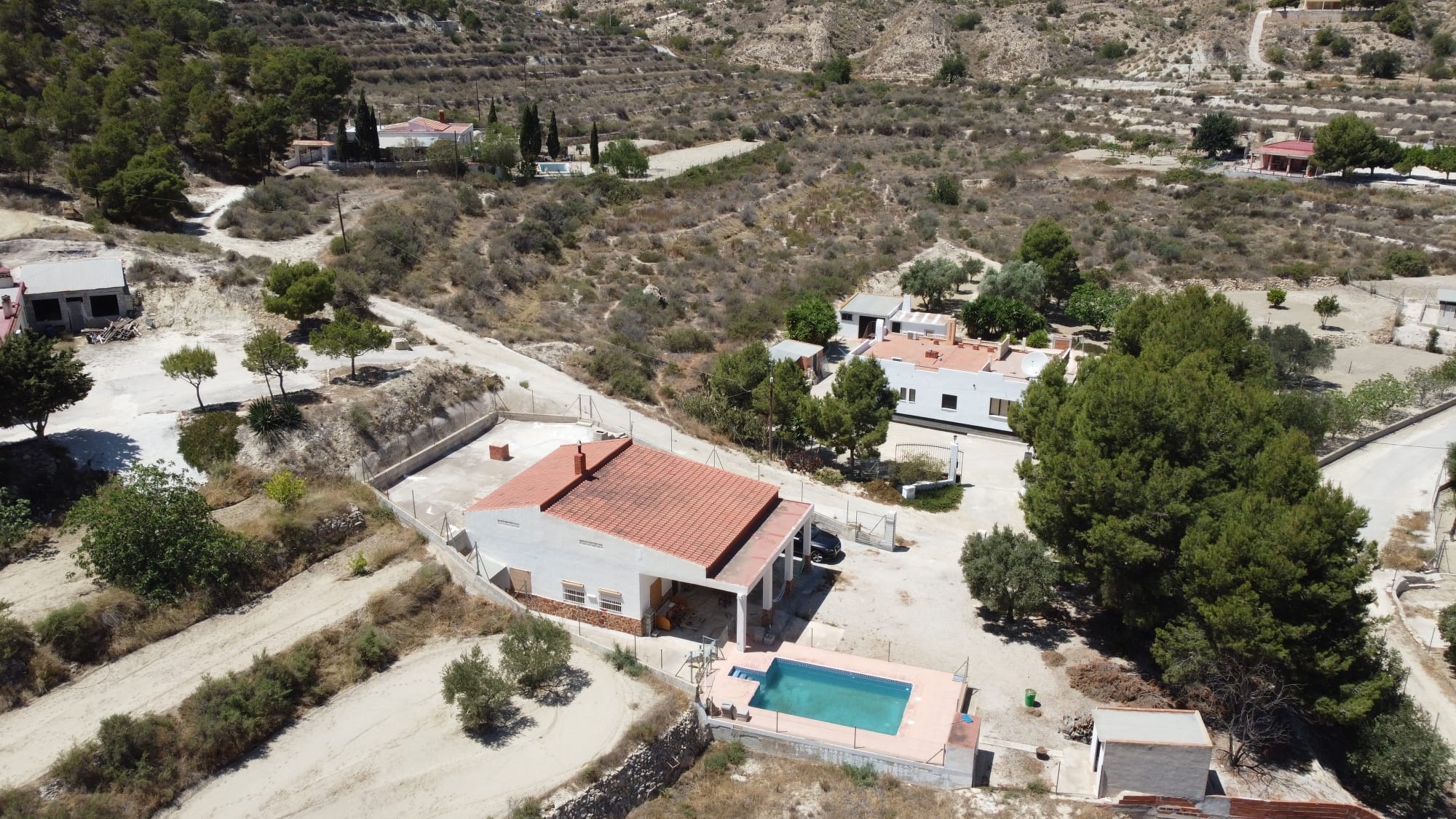 For sale - 4 Bedroom 1 Bathroom Country House in Crevillent - Inland  - Alicante