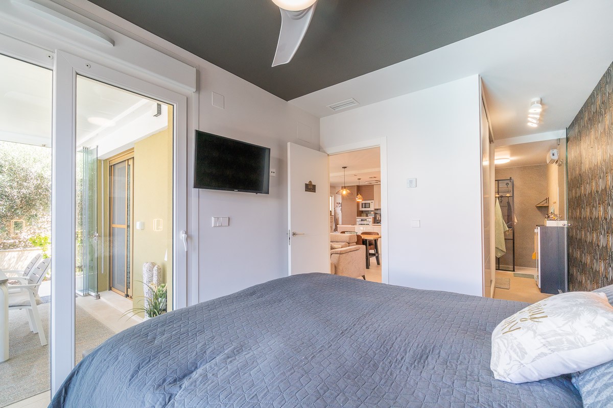 For sale - 3 Bedroom 2 Bathroom Villa in Vistabella Golf Entre Naranjos - Inland  - Alicante