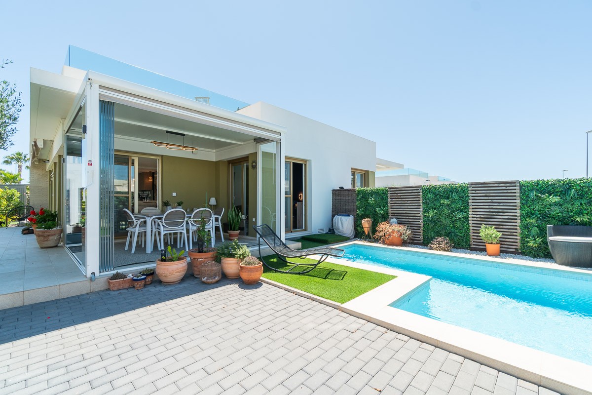 For sale - 3 Bedroom 2 Bathroom Villa in Vistabella Golf Entre Naranjos - Inland  - Alicante