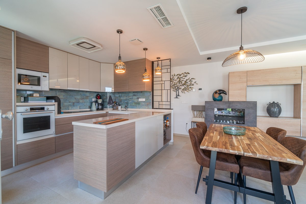 For sale - 3 Bedroom 2 Bathroom Villa in Vistabella Golf Entre Naranjos - Inland  - Alicante