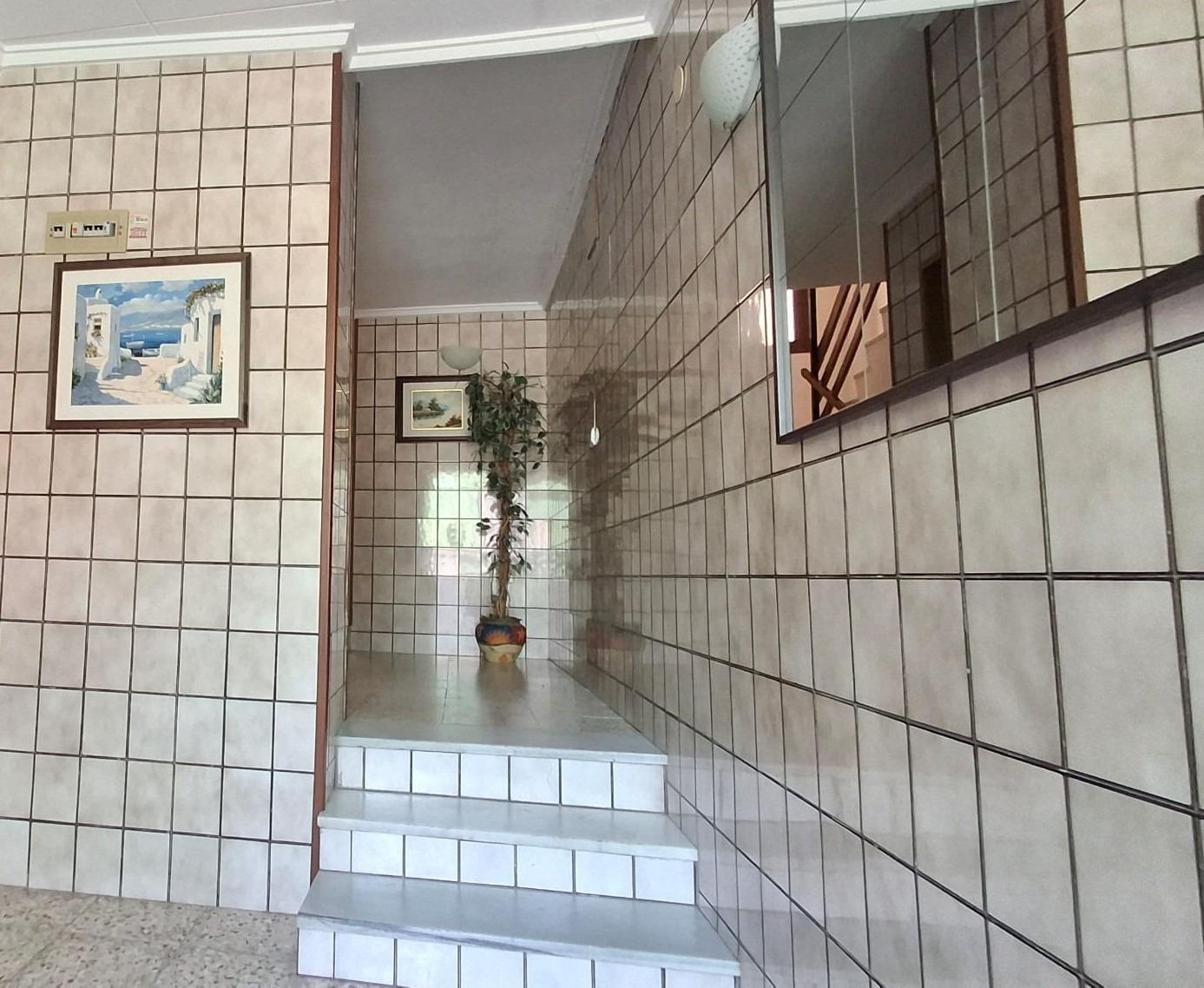 For sale - 2 Bedroom 1 Bathroom Apartment in Torrevieja - Centro  - Alicante