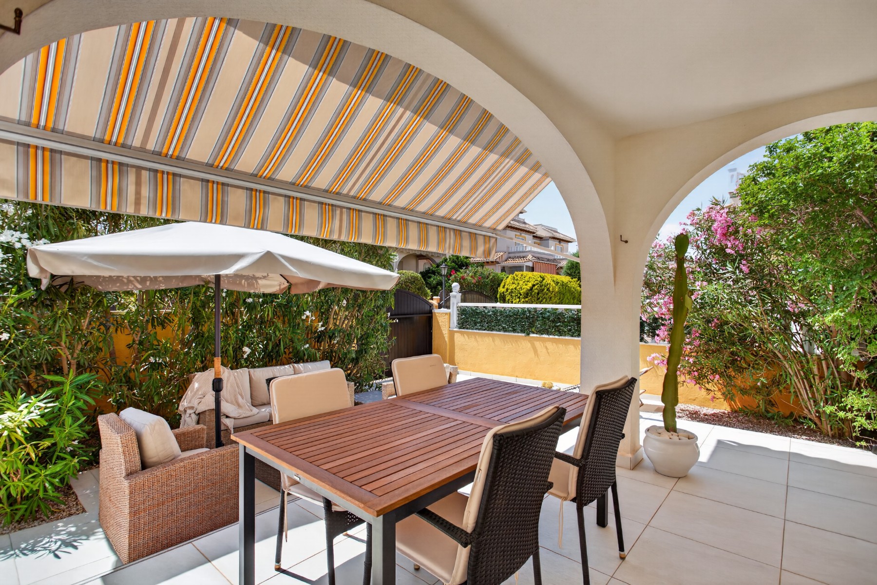 For sale - 2 Bedroom 2 Bathroom Villa in Lomas de Cabo Roig - Costa Blanca  - Alicante