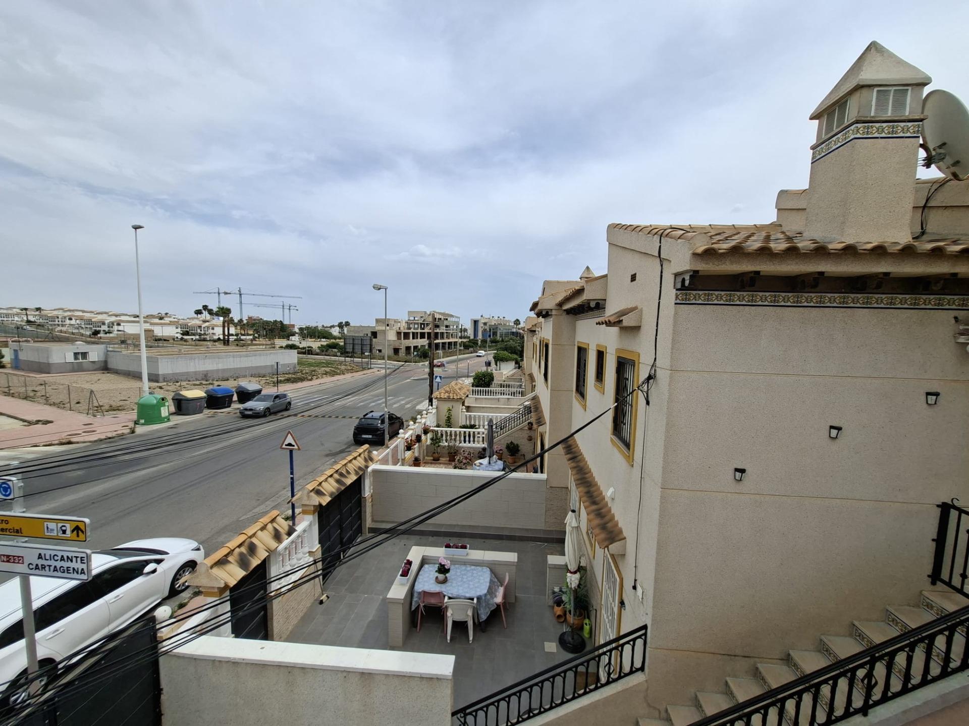 For sale - 2 Bedroom 1 Bathroom Bungalow in Orihuela Costa - Punta Prima  - Alicante