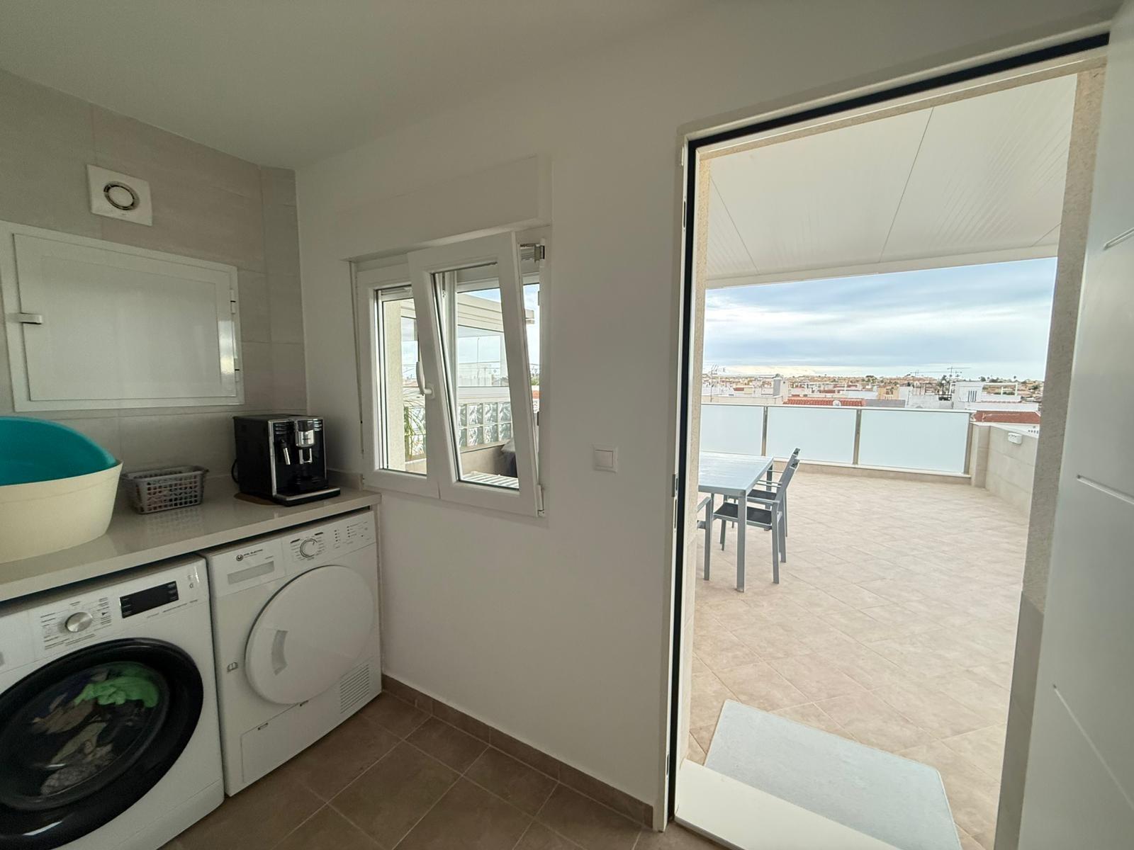 For sale - 2 Bedroom 2 Bathroom Town House in Torrevieja - El Chaparral  - Alicante