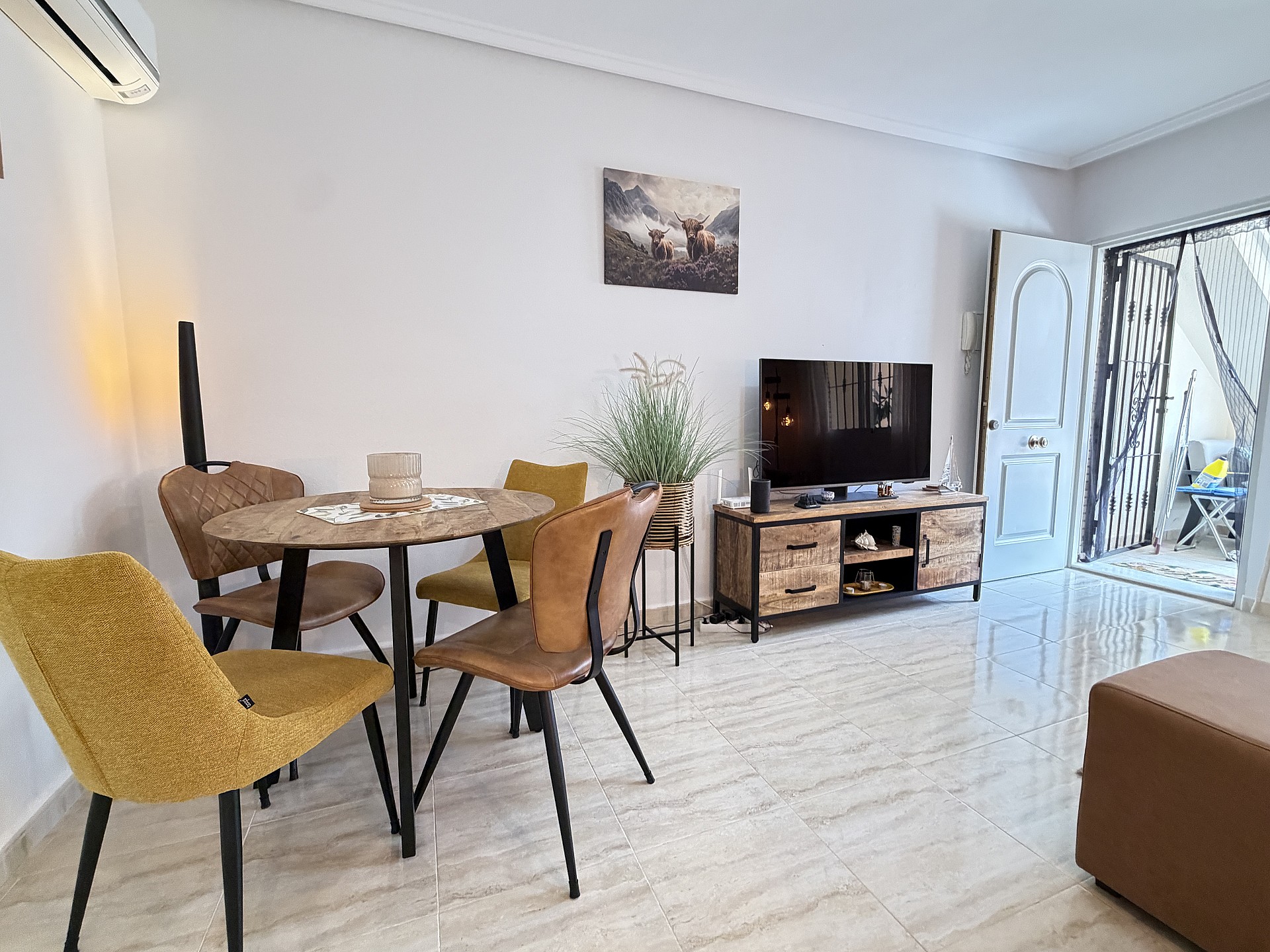 For sale - 2 Bedroom 2 Bathroom Ground floor Bungalow in Villamartín - Costa Blanca  - Alicante