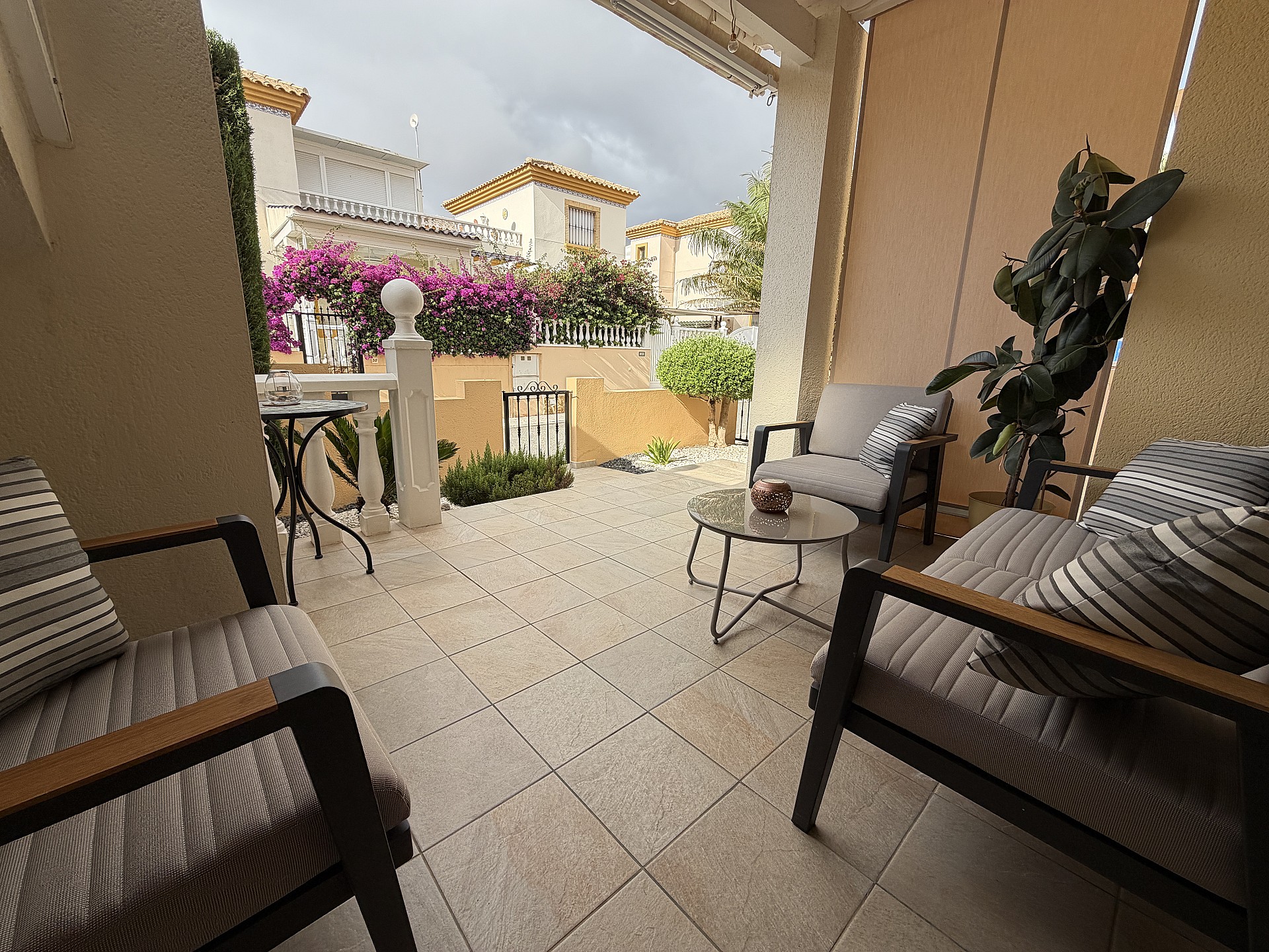 For sale - 2 Bedroom 2 Bathroom Ground floor Bungalow in Villamartín - Costa Blanca  - Alicante