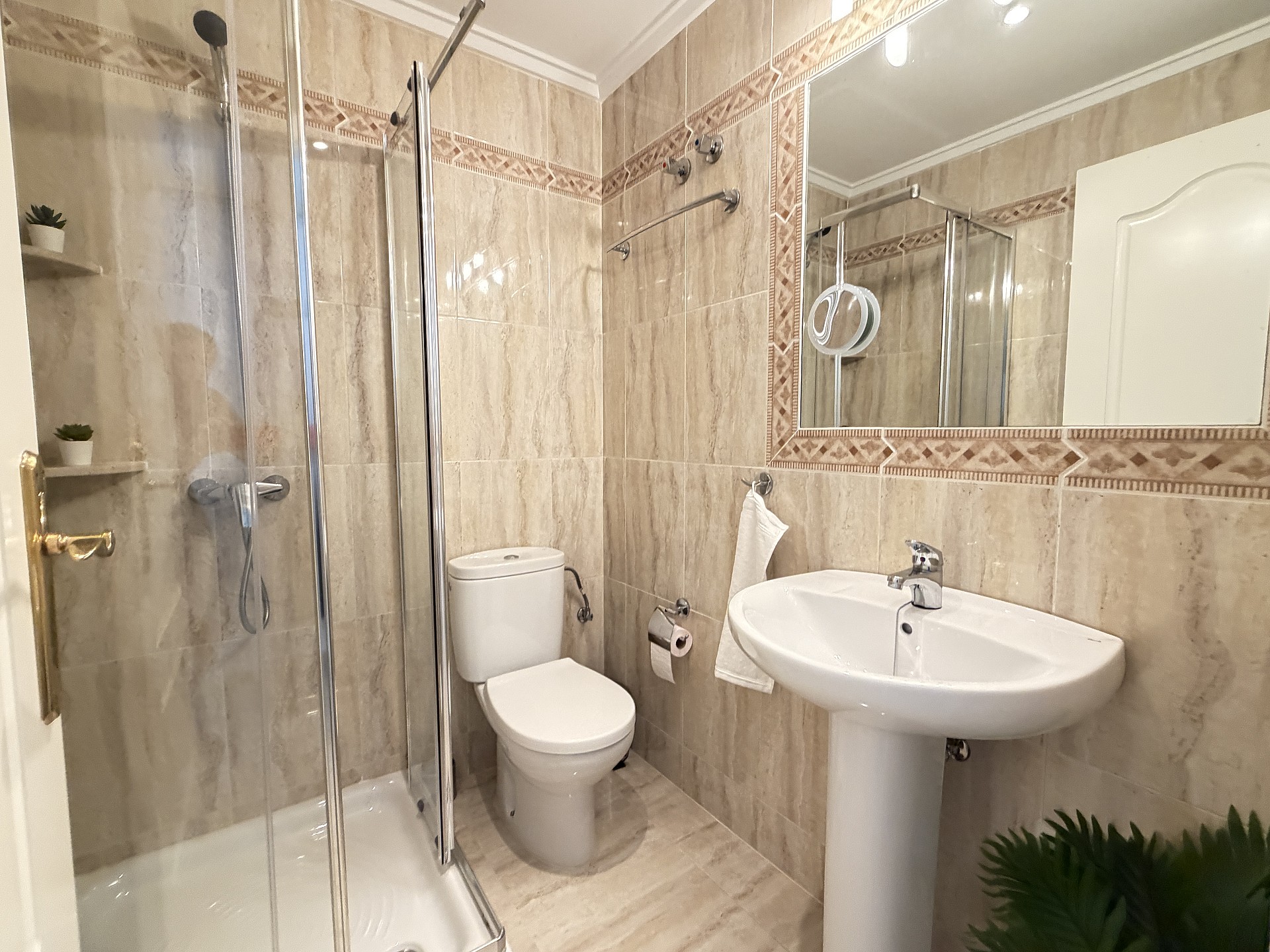 For sale - 2 Bedroom 2 Bathroom Ground floor Bungalow in Villamartín - Costa Blanca  - Alicante