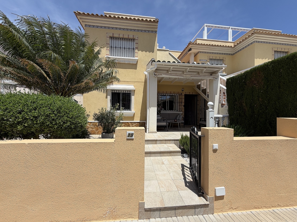 2 Bedroom 2 Bathroom Ground floor Bungalow in Villamartín