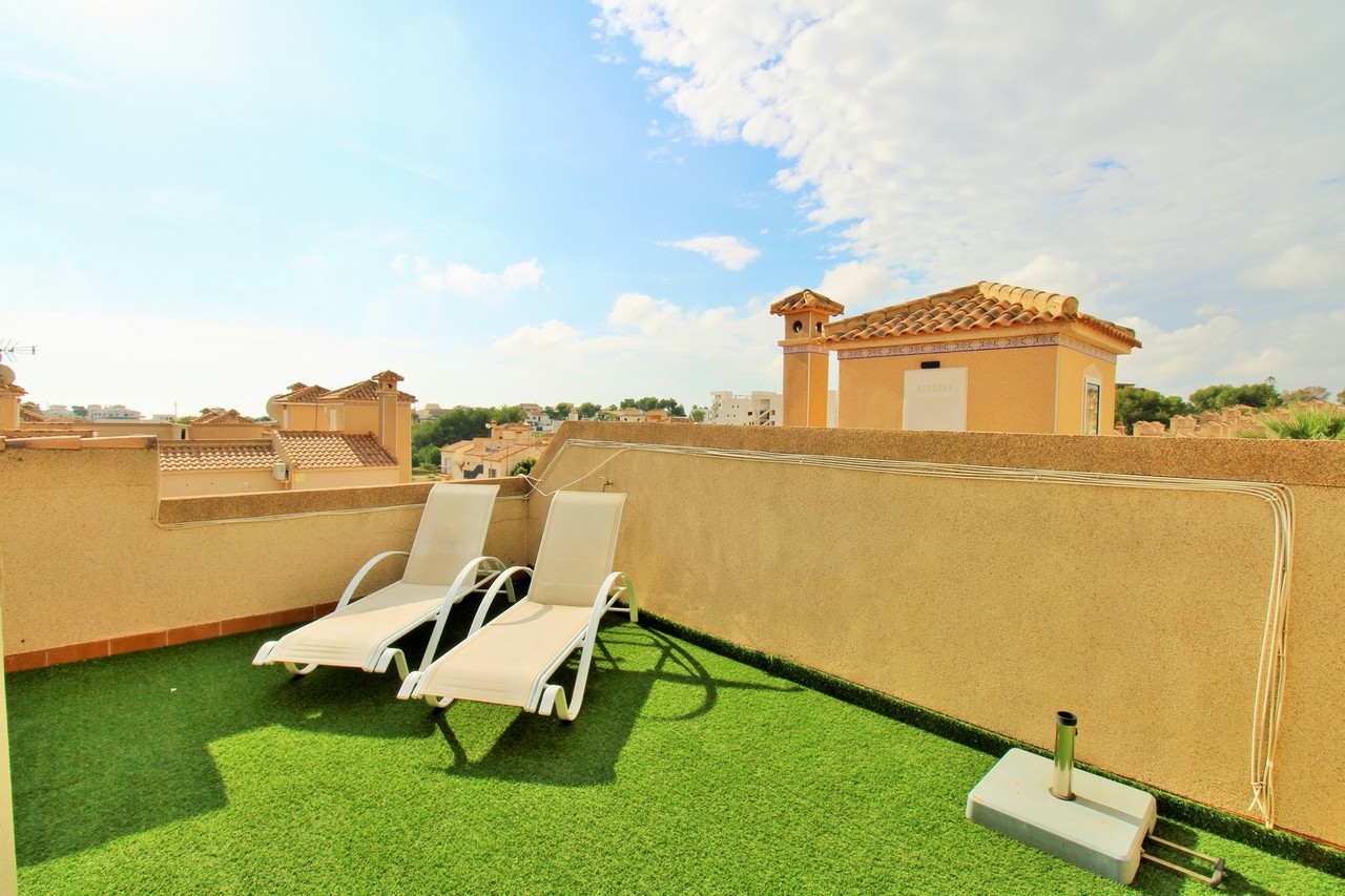For sale - 2 Bedroom 2 Bathroom Town House in Villamartin - Costa Blanca  - Alicante