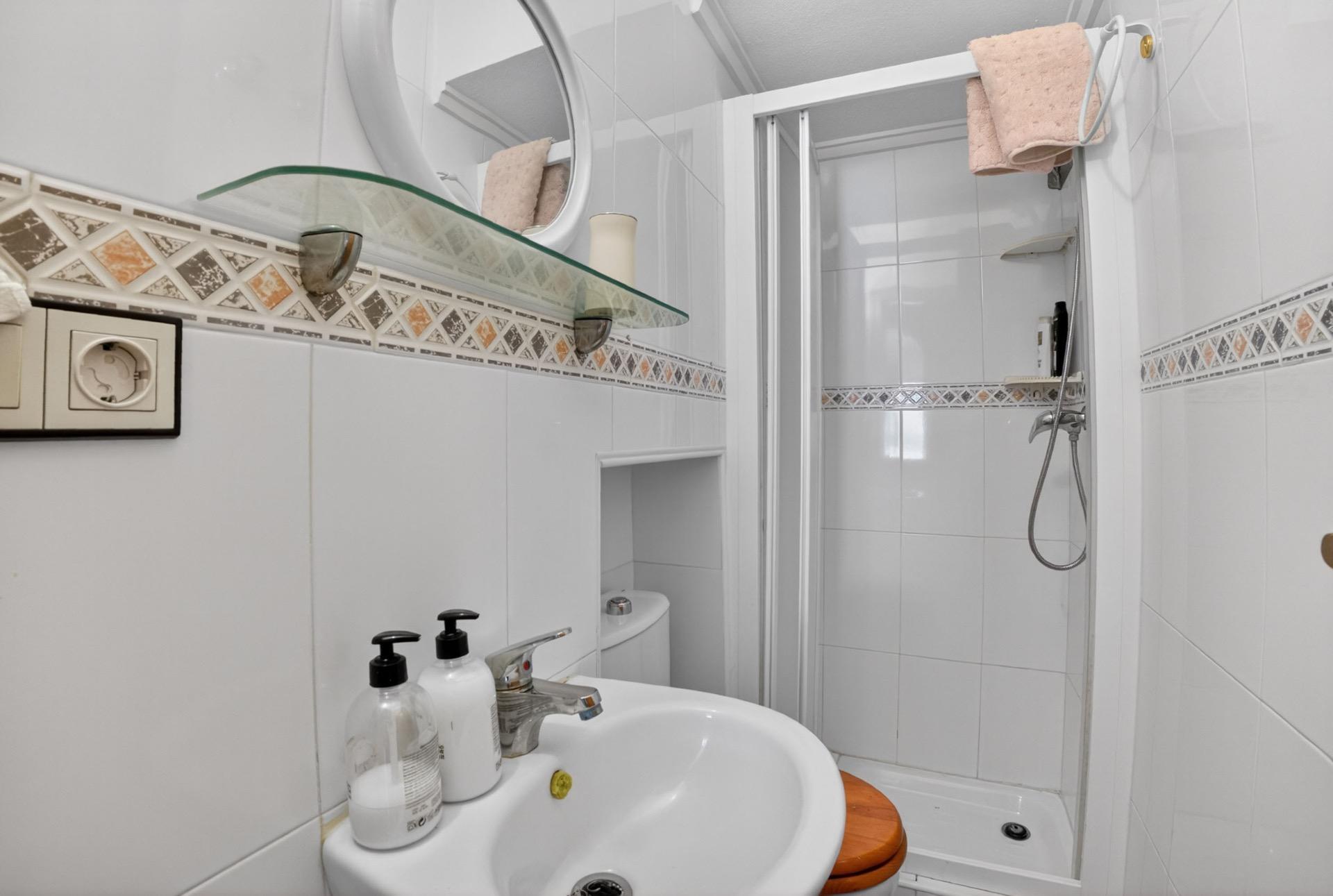 For sale - 3 Bedroom 2 Bathroom Townhouse in Torrevieja - La Siesta - El Salado - Torreta  - Alicante