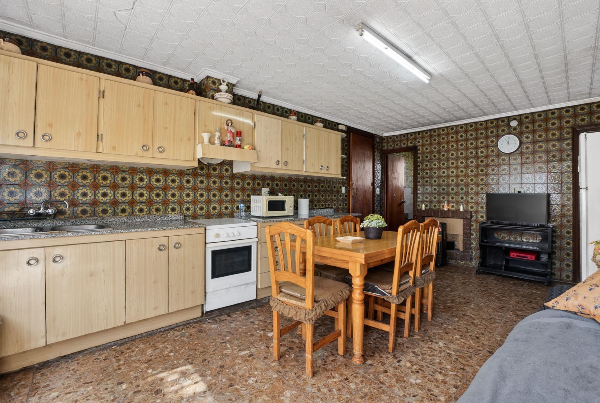 For sale - 3 Bedroom 1 Bathroom Country House in Torremendo - Desamparados-hurchillo-torremendo  - Alicante
