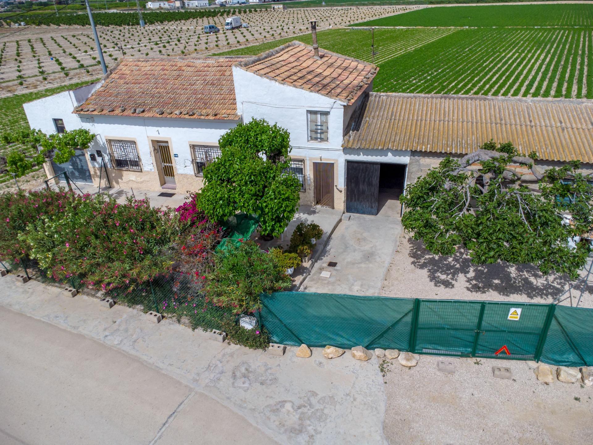 For sale - 3 Bedroom 1 Bathroom Country House in Torremendo - Desamparados-hurchillo-torremendo  - Alicante