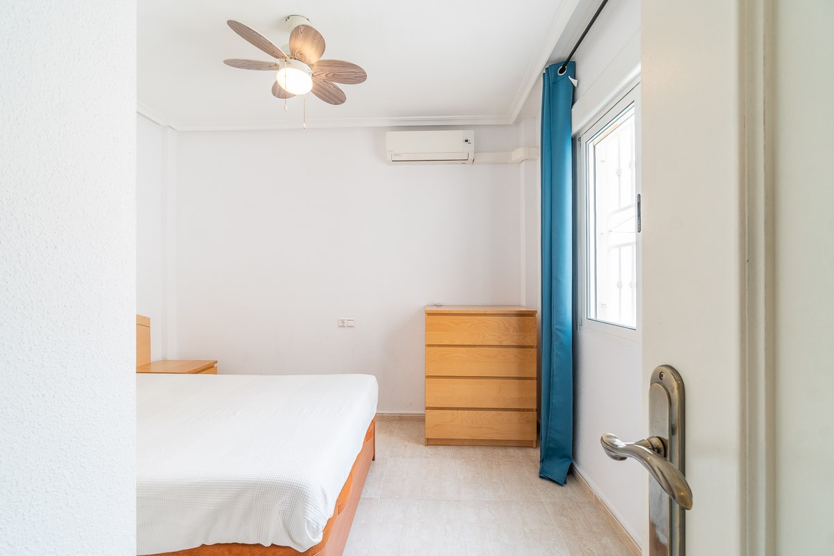 For sale - 2 Bedroom 2 Bathroom Apartment in Orihuela Costa - Costa Blanca  - Alicante