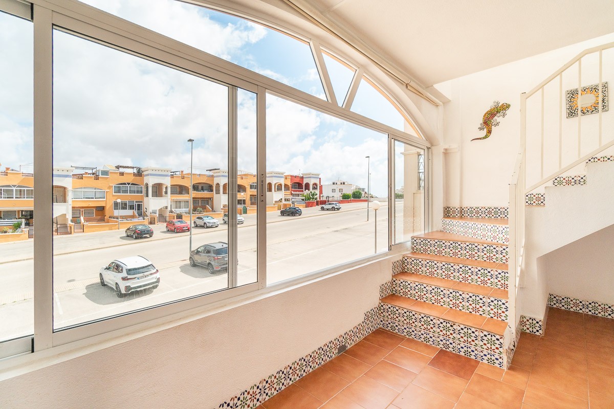 For sale - 2 Bedroom 2 Bathroom Apartment in Orihuela Costa - Costa Blanca  - Alicante