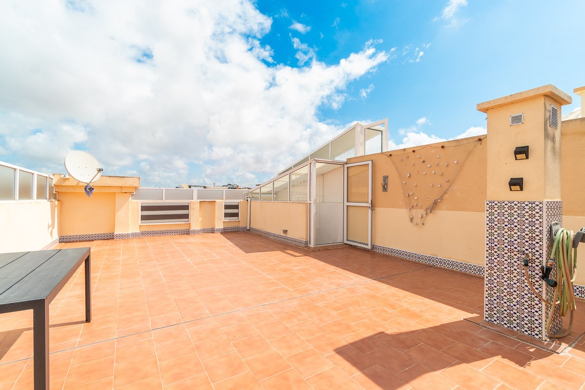 For sale - 2 Bedroom 2 Bathroom Apartment in Orihuela Costa - Costa Blanca  - Alicante