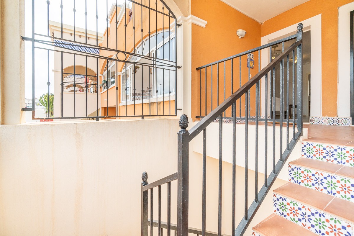 For sale - 2 Bedroom 2 Bathroom Apartment in Orihuela Costa - Costa Blanca  - Alicante