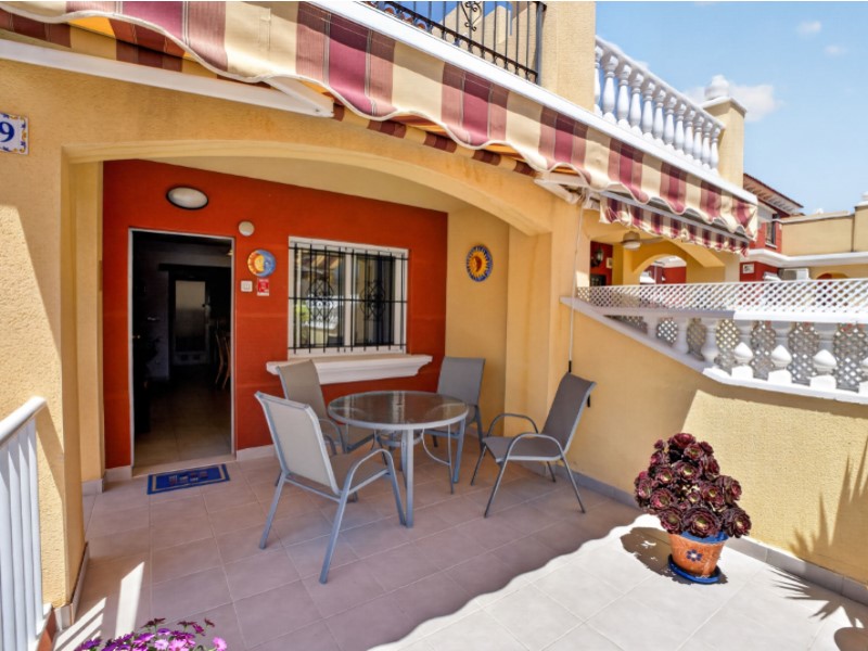 For sale - 4 Bedroom 3 Bathroom Town House in Torrevieja - Costa Blanca  - Alicante