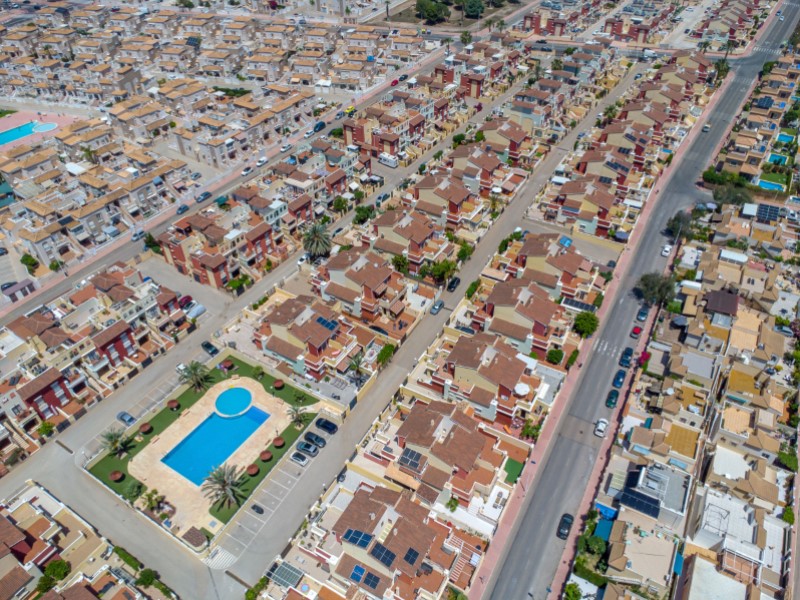 For sale - 4 Bedroom 3 Bathroom Town House in Torrevieja - Costa Blanca  - Alicante