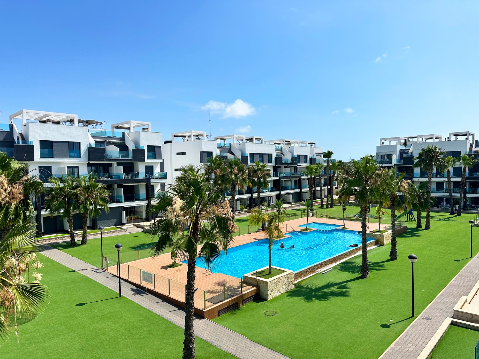For sale - 2 Bedroom 2 Bathroom Penthouse in El Raso - Costa Blanca  - Alicante