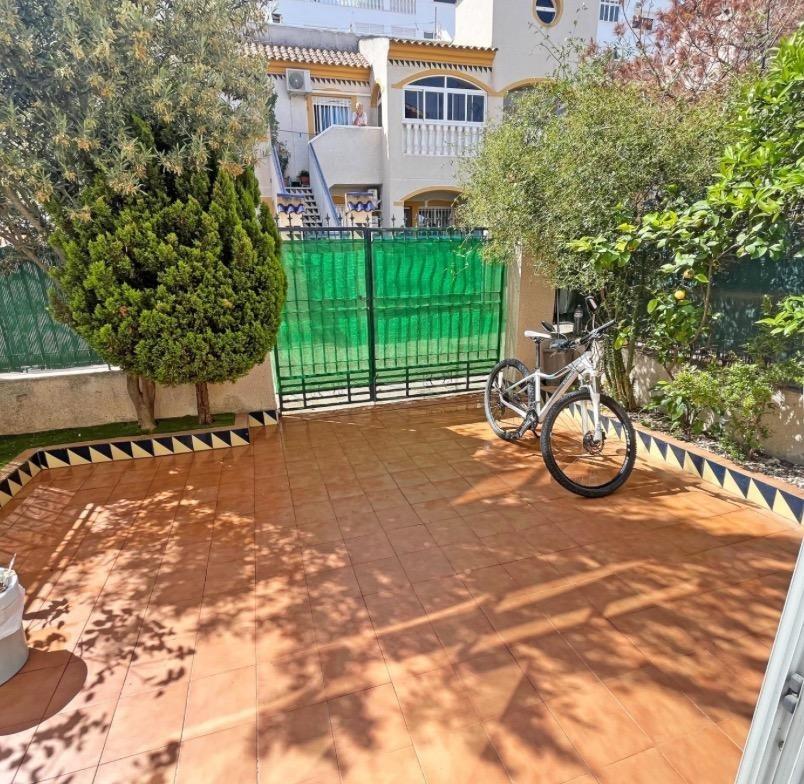 For sale - 2 Bedroom 1 Bathroom Town House in Guardamar del Segura - El Edén - Los Estaños  - Alicante