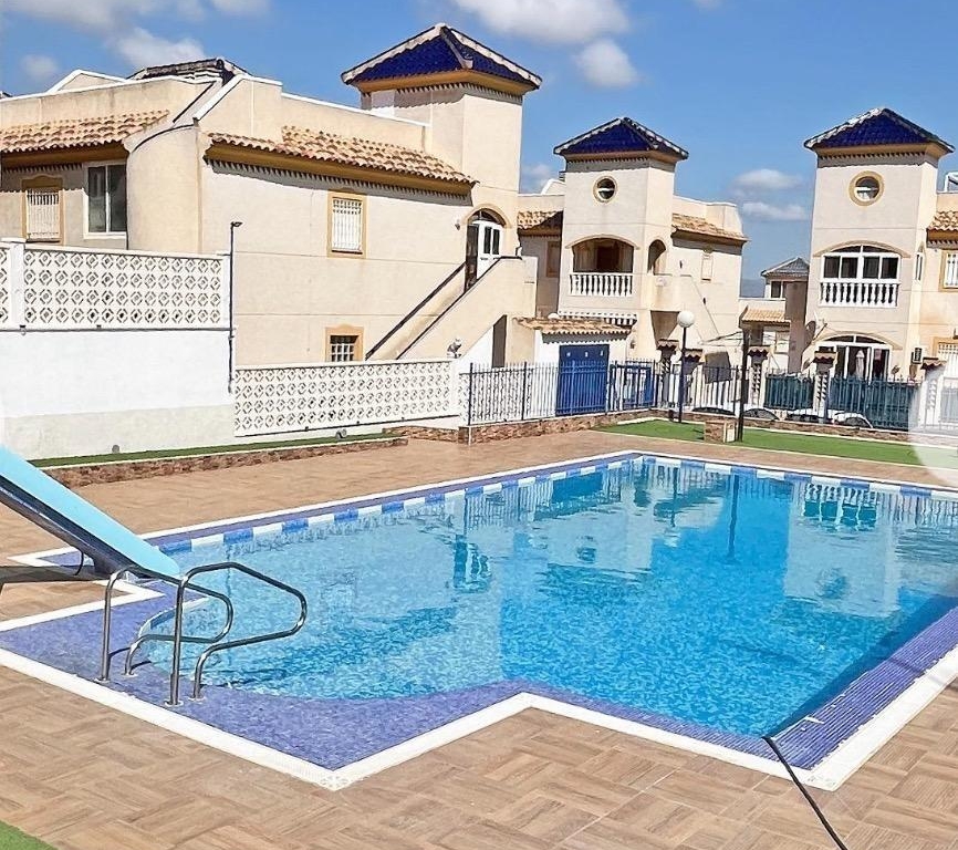 2 Bedroom 1 Bathroom Town House in Guardamar del Segura