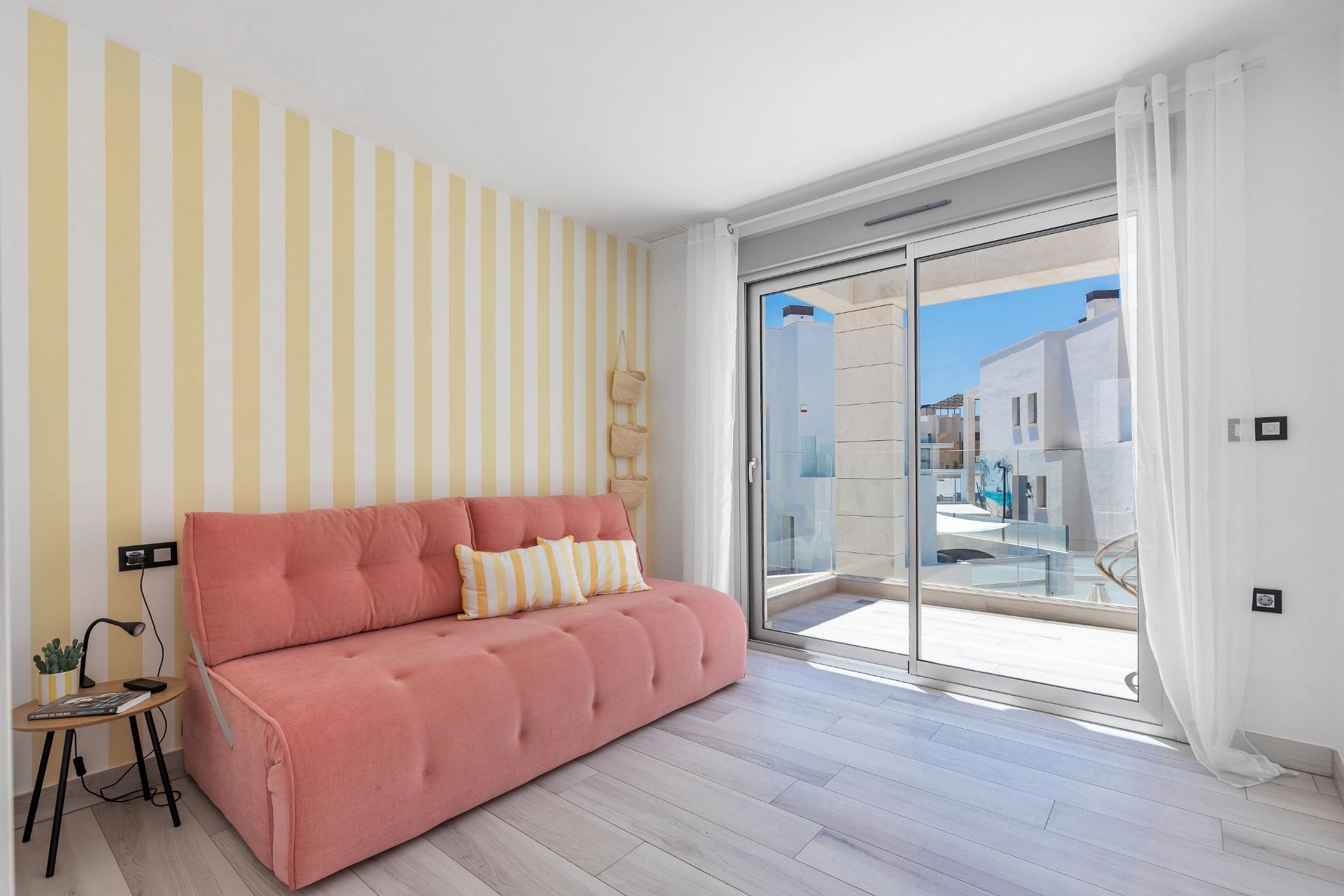 For sale - 3 Bedroom 3 Bathroom Villa in Orihuela Costa - Lomas De Cabo Roig  - Alicante