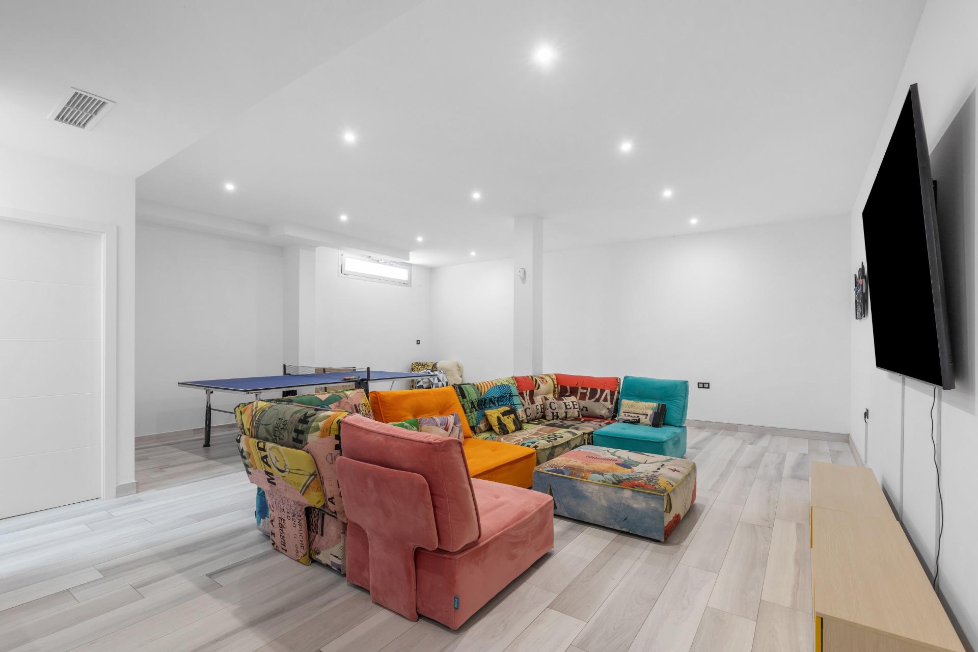 For sale - 3 Bedroom 3 Bathroom Villa in Orihuela Costa - Lomas De Cabo Roig  - Alicante