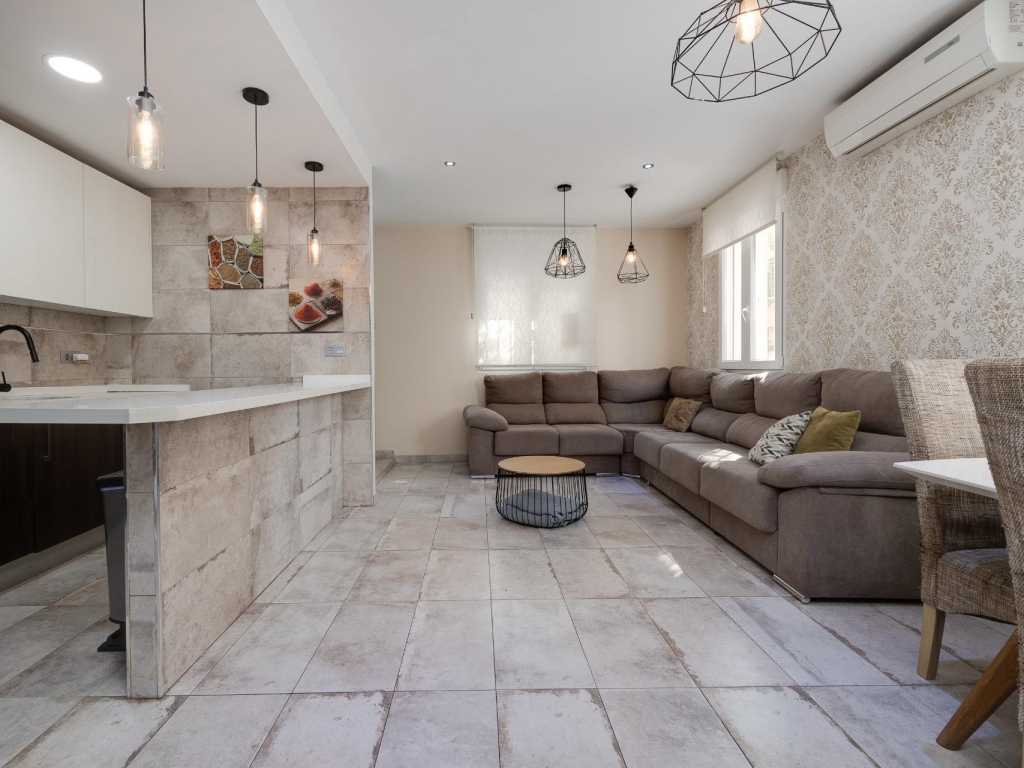 3 Bedroom 1 Bathroom Town House in Torrevieja