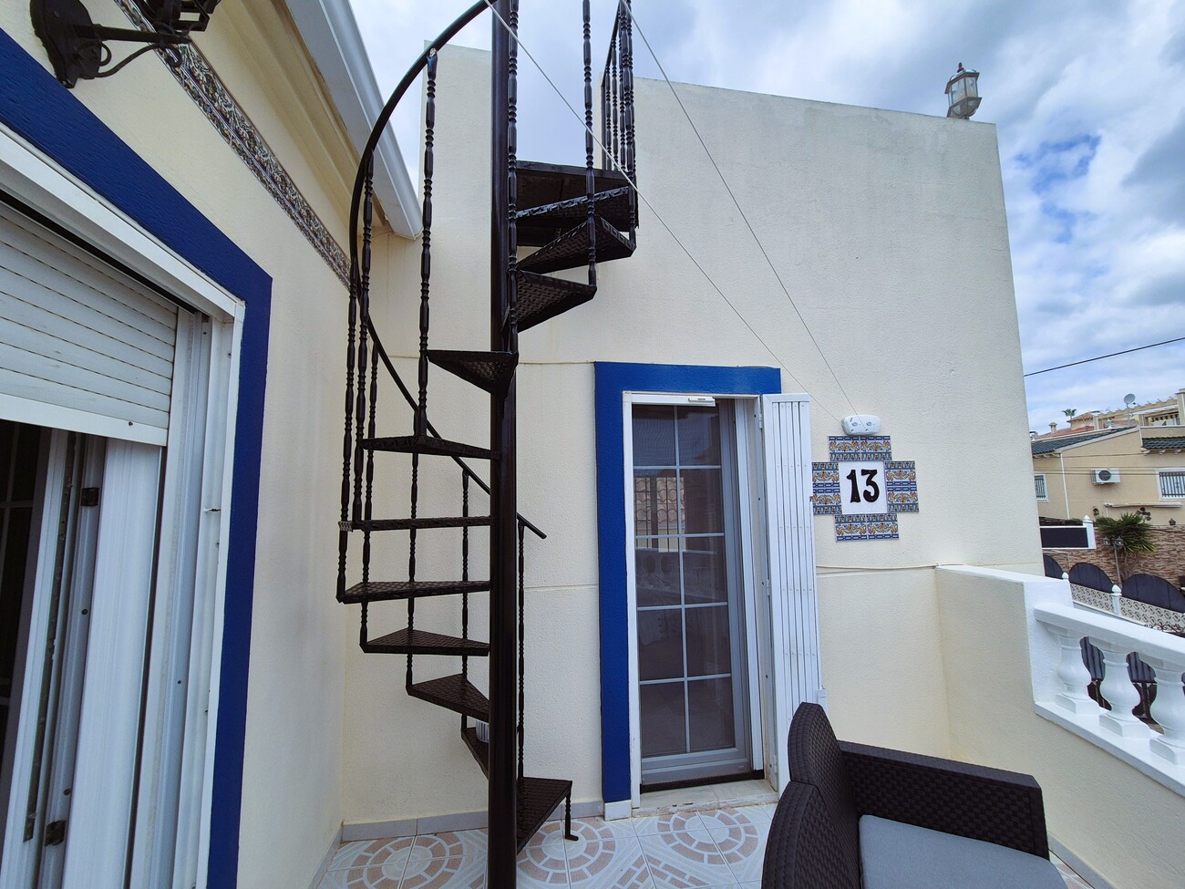 For sale - 3 Bedroom 2 Bathroom Villa in Villamartin - Costa Blanca  - Alicante