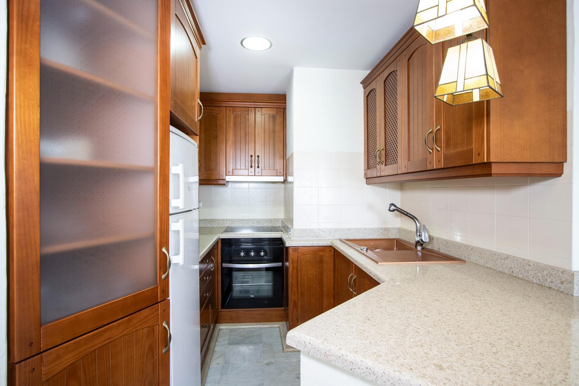 For sale - 3 Bedroom 2 Bathroom Apartment in Torrevieja - Los Frutales  - Alicante