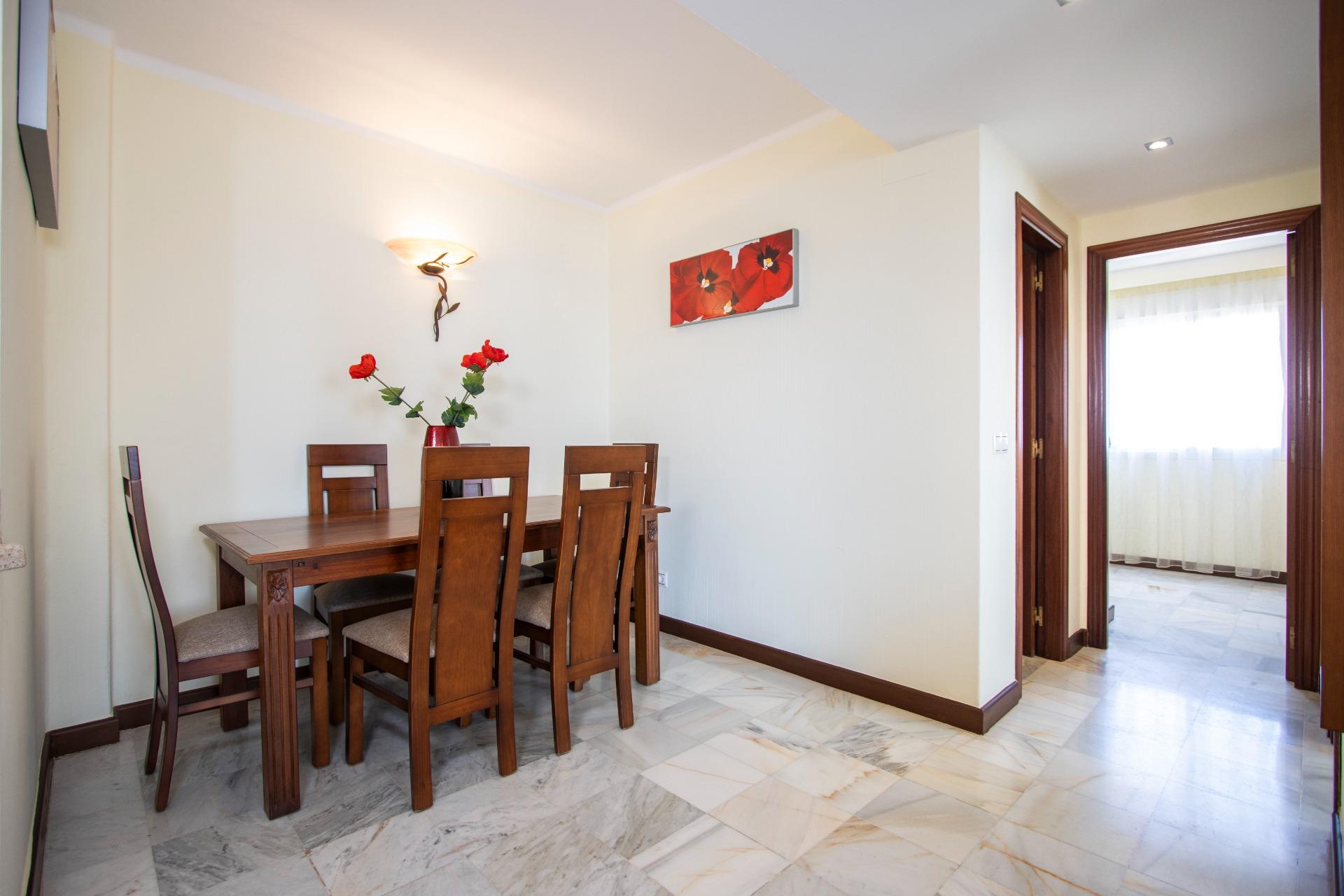 For sale - 3 Bedroom 2 Bathroom Apartment in Torrevieja - Los Frutales  - Alicante