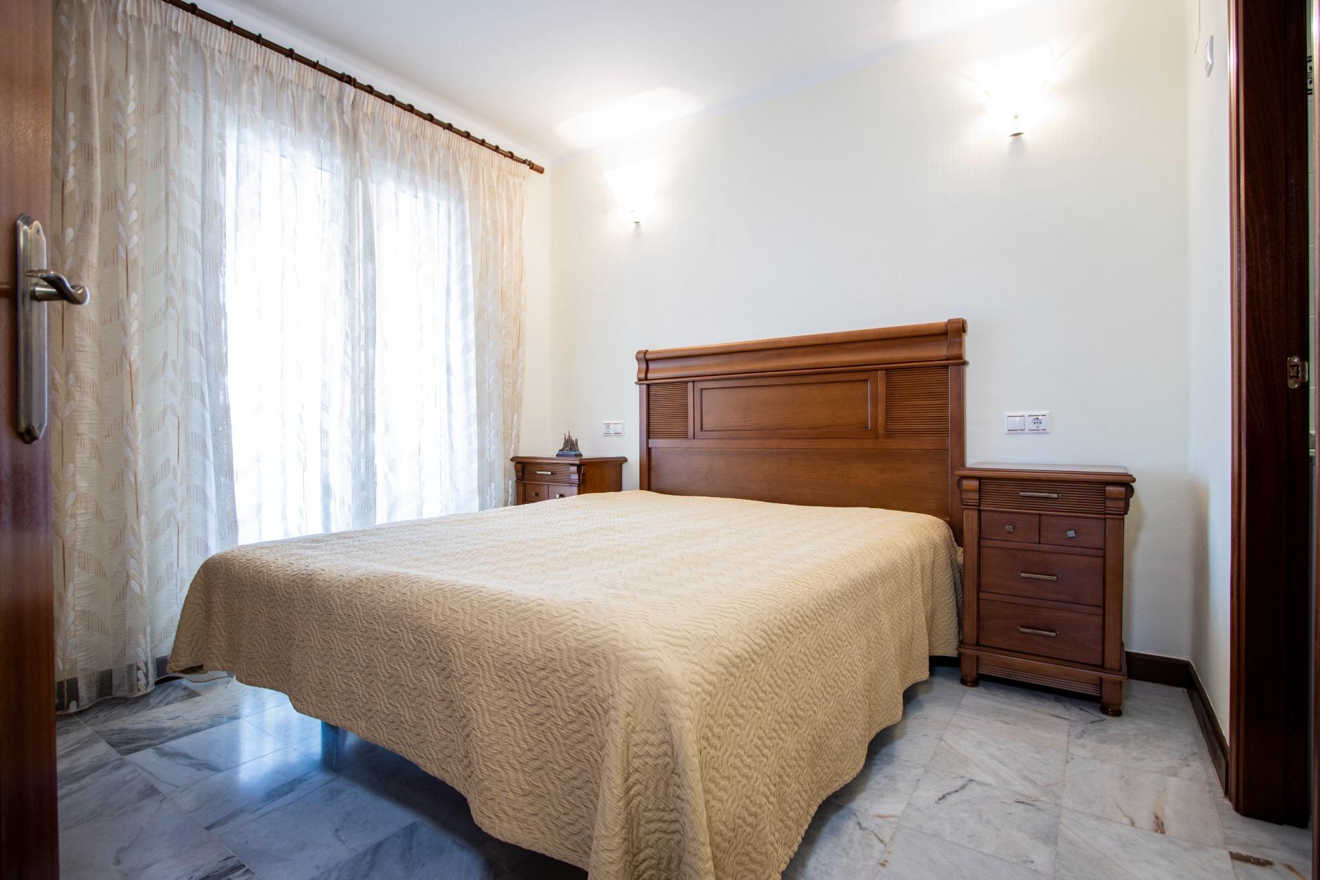 For sale - 3 Bedroom 2 Bathroom Apartment in Torrevieja - Los Frutales  - Alicante