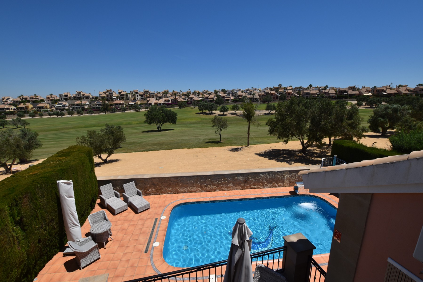 For sale - 3 Bedroom 2 Bathroom Villa in Algorfa - Inland  - Alicante