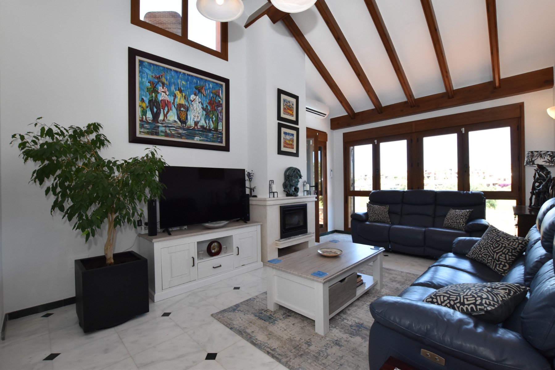 For sale - 3 Bedroom 2 Bathroom Villa in Algorfa - Inland  - Alicante