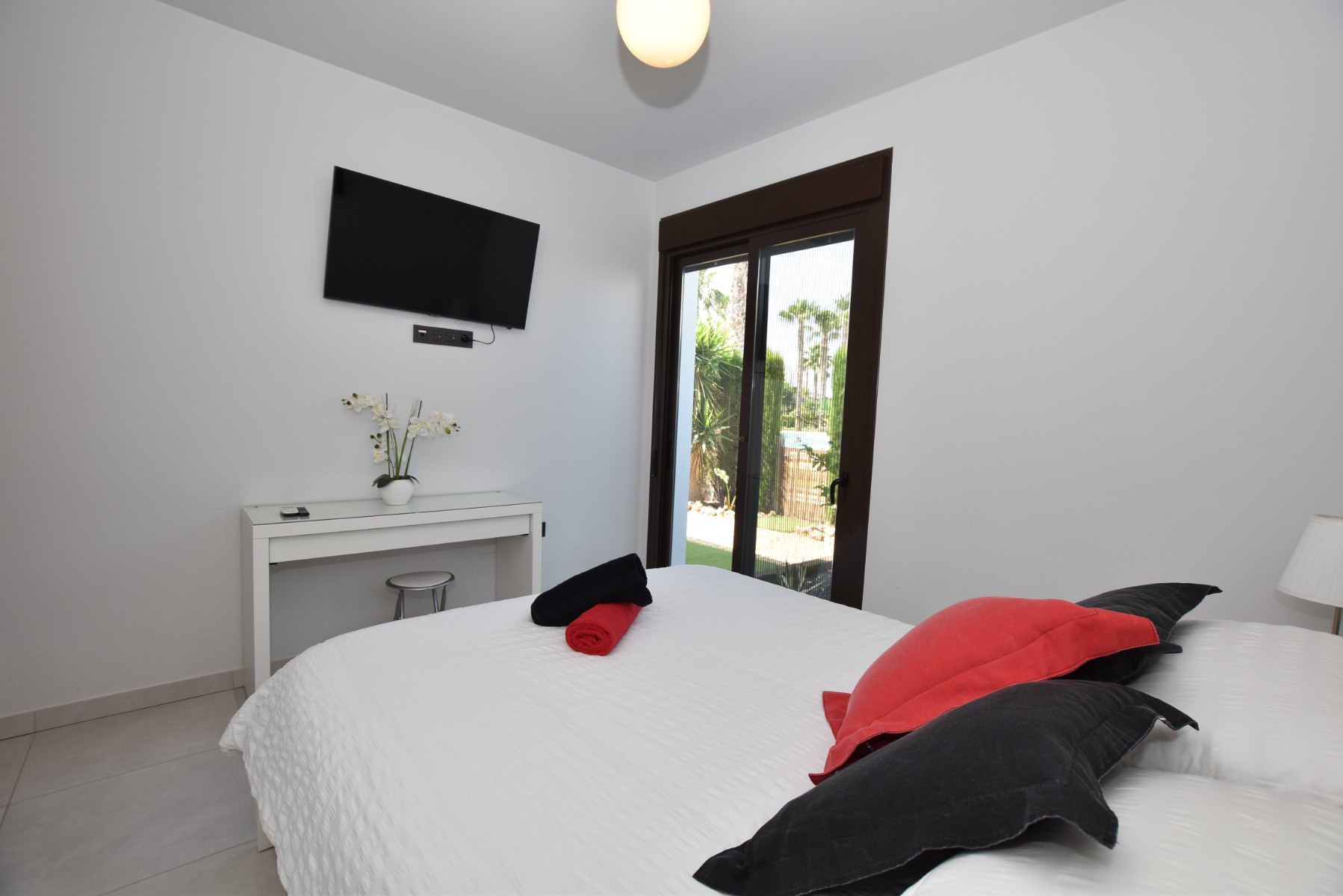 For sale - 2 Bedroom 2 Bathroom Apartment in Algorfa - Inland  - Alicante