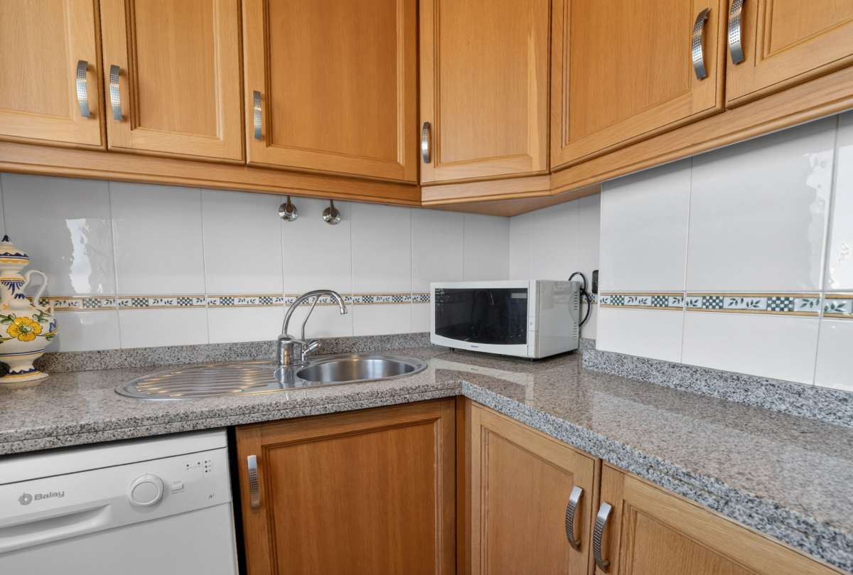For sale - 3 Bedroom 2 Bathroom Apartment in Torrevieja - Costa Blanca  - Alicante