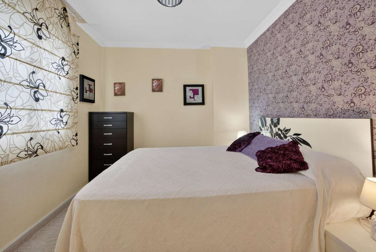 For sale - 3 Bedroom 2 Bathroom Apartment in Torrevieja - Costa Blanca  - Alicante