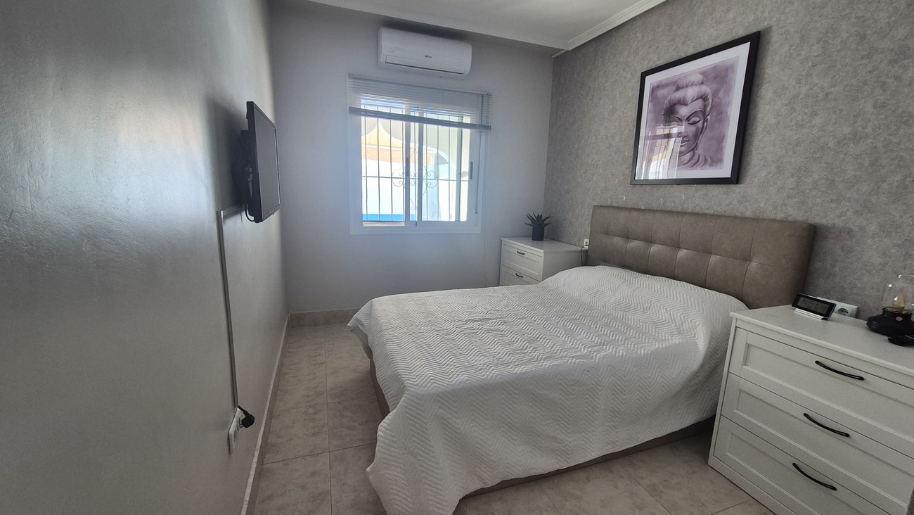 For sale - 2 Bedroom 1 Bathroom Semi Detached in San Miguel de Salinas - Inland  - Alicante