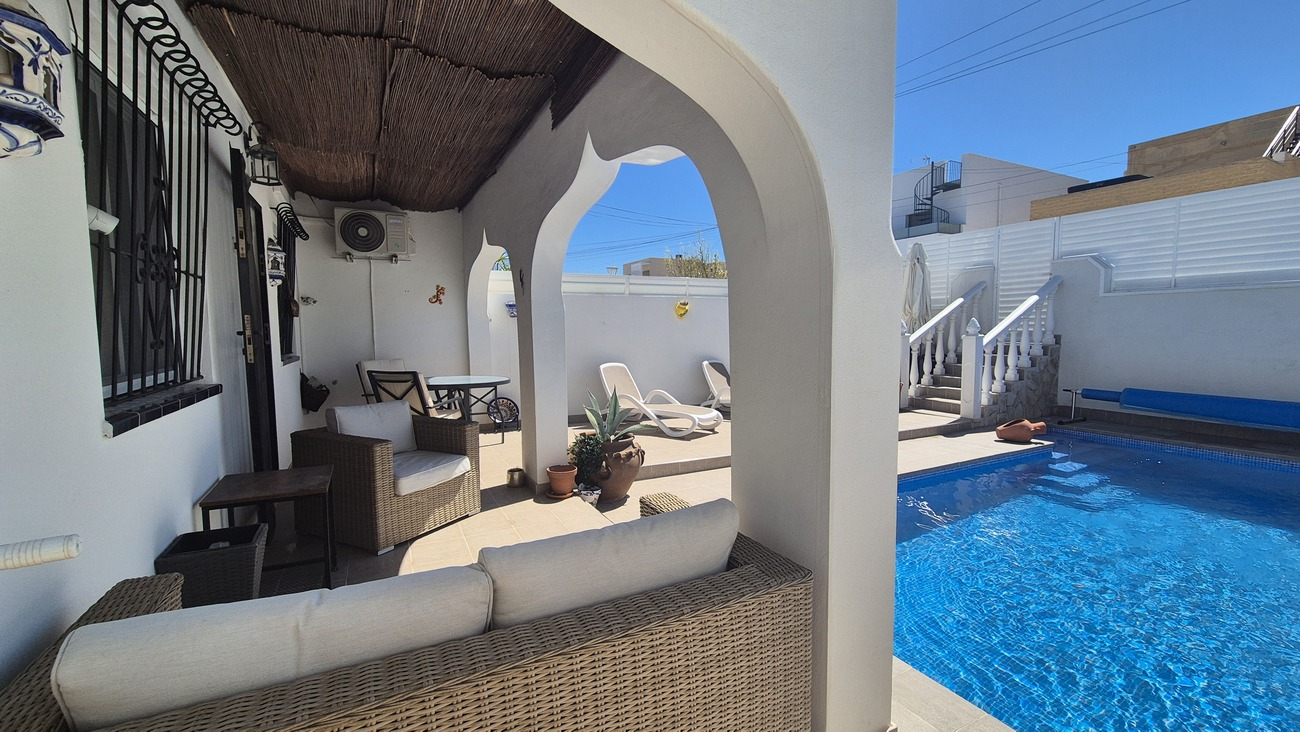 For sale - 2 Bedroom 1 Bathroom Semi Detached in San Miguel de Salinas - Inland  - Alicante