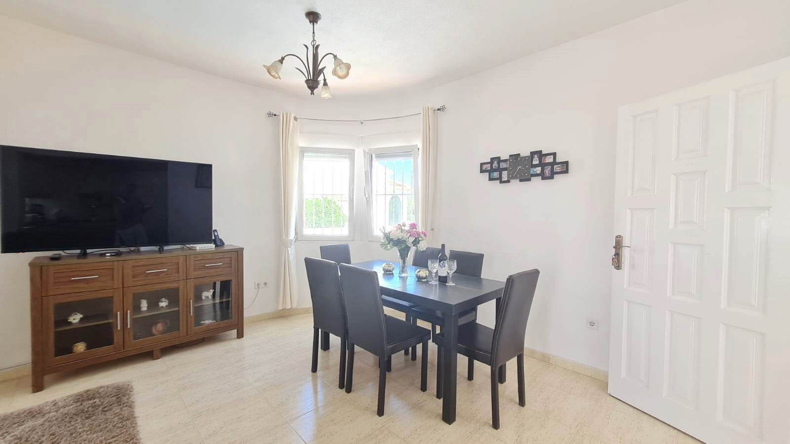 For sale - 2 Bedroom 2 Bathroom Villa in Playa Flamenca - Costa Blanca  - Alicante