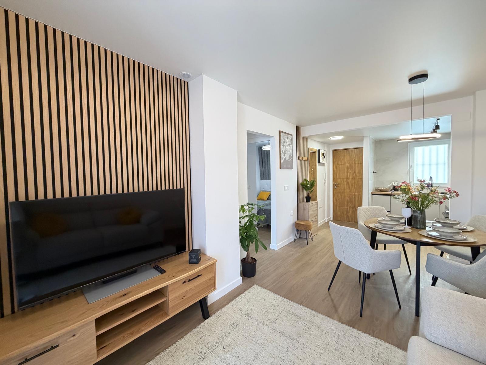 For sale - 2 Bedroom 1 Bathroom Apartment in Torrevieja - Nueva Torrevieja  - Alicante