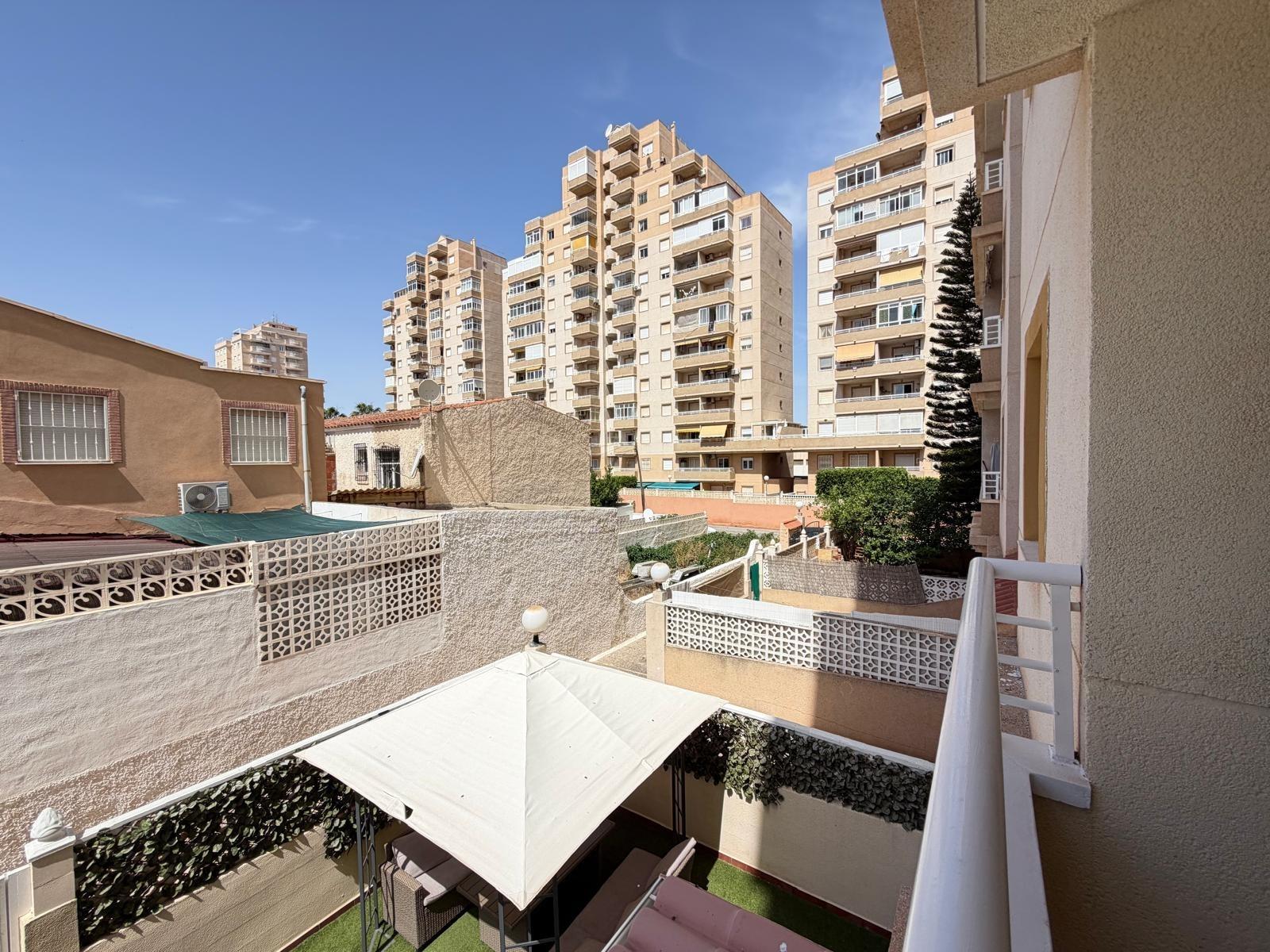 For sale - 2 Bedroom 1 Bathroom Apartment in Torrevieja - Nueva Torrevieja  - Alicante